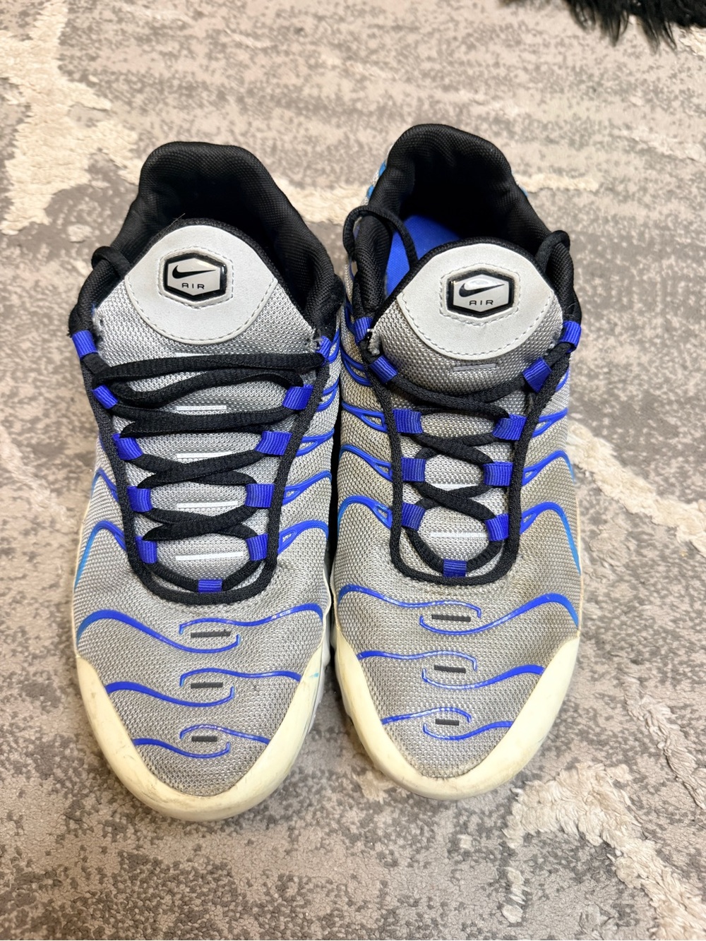 Nike Gray Mesh Sneakers with Royal Blue Accents
